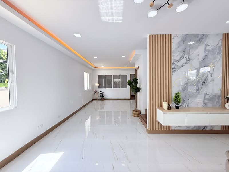 For Sale - Flora Ville Park City Suwinthawong, Bangkok