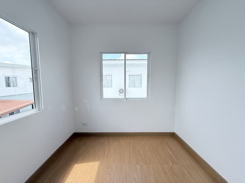 For Sale - Flora Ville Park City Suwinthawong, Bangkok