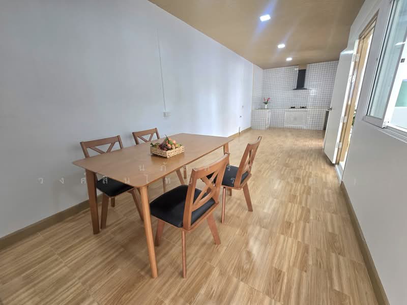 Flora Ville Park City Suwinthawong, Bangkok, Suwinthawong Road, Lam Phak Chi, Nong Chok, Bangkok, 4 Bedrooms, 200 sqm, Single Detached House For Sale, by นภัสศรณ์ วงศ์สินไทยกร (นันท์), 500306592 - DDproperty.com