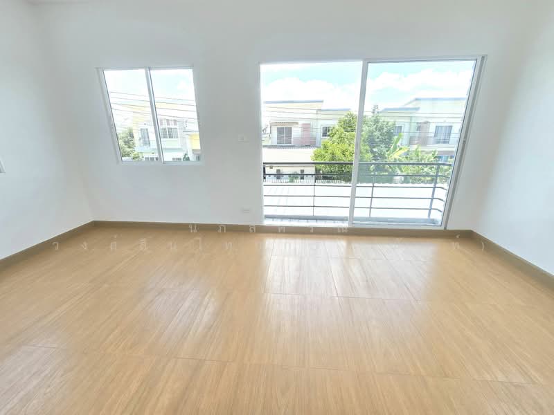 Flora Ville Park City Suwinthawong, Bangkok, Suwinthawong Road, Lam Phak Chi, Nong Chok, Bangkok, 4 Bedrooms, 200 sqm, Single Detached House For Sale, by นภัสศรณ์ วงศ์สินไทยกร (นันท์), 500306592 - DDproperty.com