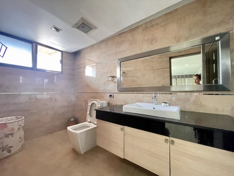 Liberty Park 1, Bangkok, 170 Soi Sukhumvit 23, Khlongtoei Nua, Watthana, Bangkok, 3 Bedrooms, 240 sqm, Condo For Rent, by สุกัญญา เทพจันทรา (เบตตี้), 500306618 - DDproperty.com