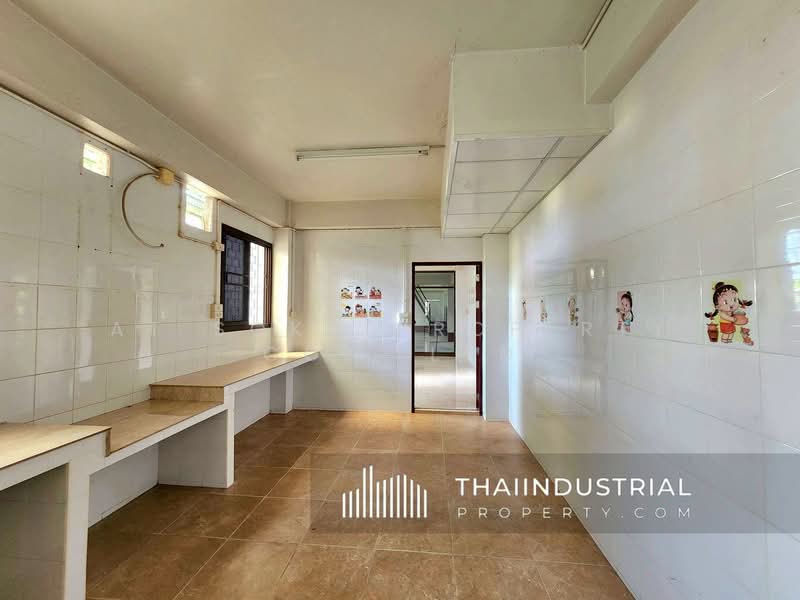 โกดังให้เช่า โรงงานให้เช่า 840 ตรม ประชาธิปัตย์, ธัญบุรี, ปทุมธานี (หมายเลขประกาศ: AT2158SR), ปทุมธานี, ประชาธิปัตย์, ธัญบุรี, ปทุมธานี, 840 ตร.ม., โกดัง-โรงงาน ให้เช่า, โดย AT SOKO PROPERTY CO., LTD, 500306624 - DDproperty.com