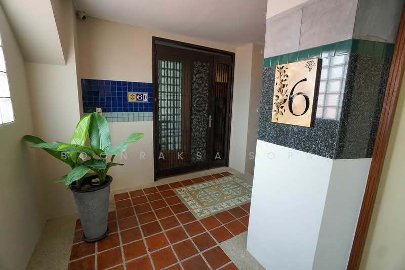 Raintree Village Apartment, Bangkok, 21 Soi Sukhumvit 41, Khlong Tan Nua, Watthana, Bangkok, 4 Bedrooms, 420 sqm, Apartment For Rent, by Boonraksa Sopak, 500306639 - DDproperty.com