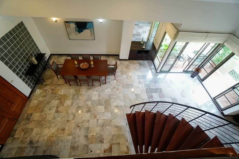 Raintree Village Apartment, Bangkok, 21 Soi Sukhumvit 41, Khlong Tan Nua, Watthana, Bangkok, 4 Bedrooms, 420 sqm, Apartment For Rent, by Boonraksa Sopak, 500306639 - DDproperty.com