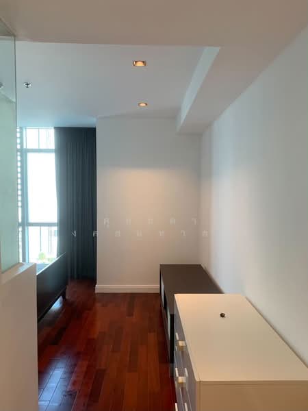 Athenee Residence, Bangkok, 65 Witthayu Road, Lumphini, Pathum Wan, Bangkok, 2 Bedrooms, 121 sqm, Condo For Sale, by ศุทธดา มงคลมหาลาภ, 500306690 - DDproperty.com