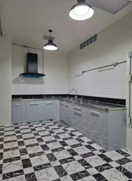 Leo Classic Place สุขุมวิท49, กรุงเทพ, คลองตันเหนือ, วัฒนา, กรุงเทพ, 300 ตร.ม., ทาวน์เฮ้าส์ ให้เช่า, โดย Thiya​ Chaysabut, 500306727 - DDproperty.com