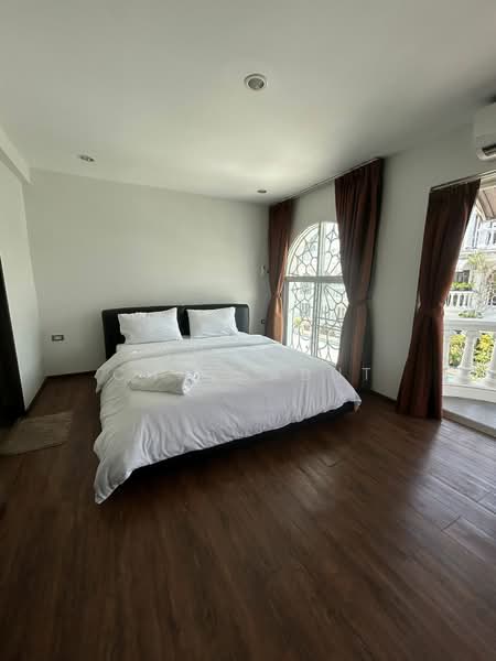 Leo Classic Place สุขุมวิท49, กรุงเทพ, คลองตันเหนือ, วัฒนา, กรุงเทพ, 300 ตร.ม., ทาวน์เฮ้าส์ ให้เช่า, โดย Thiya​ Chaysabut, 500306727 - DDproperty.com