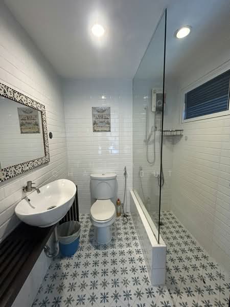 Leo Classic Place สุขุมวิท49, Bangkok, Khlong Tan Nua, Watthana, Bangkok, 5 Bedrooms, 300 sqm, Townhouse For Rent, by Thiya​ Chaysabut, 500306727 - DDproperty.com