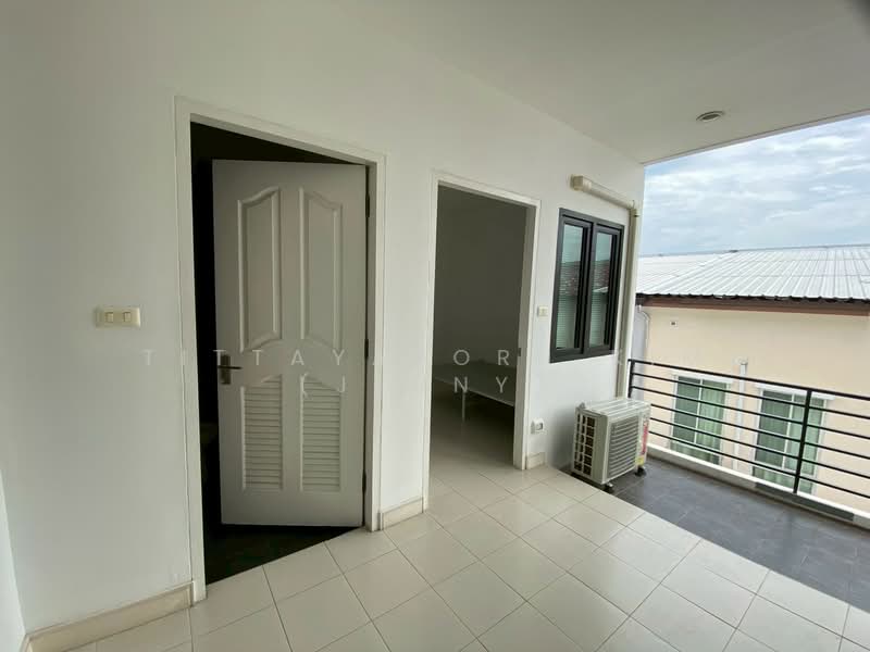 The Zenite, Bangkok, ประชาอุทิศ (เหม่งจ๋าย), Wang Thonglang, Bangkok, 5 Bedrooms, 400 sqm, Townhouse For Rent, by Tittayaporn Kim (Jenny), 500306732 - DDproperty.com