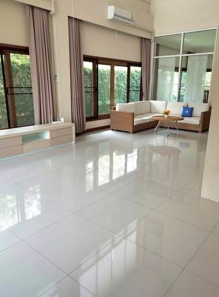 World Club Land, Chiang Mai, Chiang Mai-Hang Dong Road, Nong Kwai, Hang Dong, Chiang Mai, 3 Bedrooms, 250 sqm, Single Detached House For Rent, by Pharita Chaimanee, 500306734 - DDproperty.com