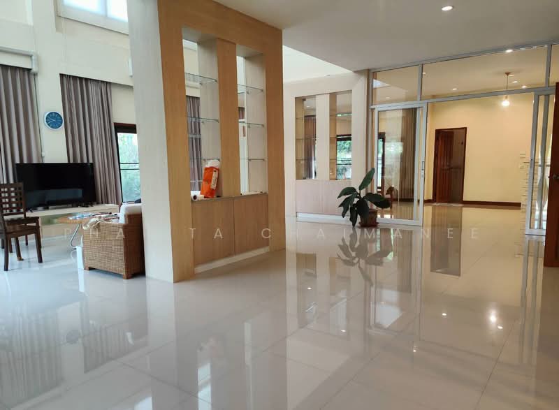 World Club Land, Chiang Mai, Chiang Mai-Hang Dong Road, Nong Kwai, Hang Dong, Chiang Mai, 3 Bedrooms, 250 sqm, Single Detached House For Rent, by Pharita Chaimanee, 500306734 - DDproperty.com