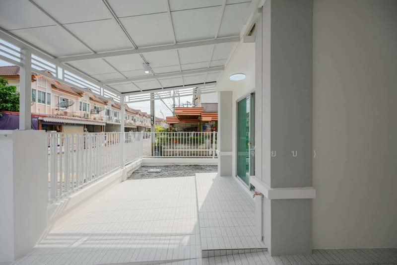 Pruksa Ville 19 Wongwaen-Pinklao : พฤกษาวิลล์ 19 วงแหวน-ปิ่นเกล้า, นนทบุรี, ถนนอัจฉริยะพัฒนา ต.ปลายบาง อ.บางกรวย จ.นนทบุรี, ปลายบาง, บางกรวย, นนทบุรี, 120 ตร.ม., ทาวน์เฮ้าส์ ขาย, โดย บุษบากร (เจี๊ยบ), 500306746 - DDproperty.com