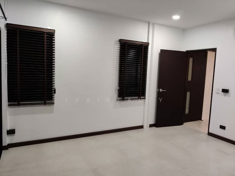 Ladprao, Bangkok, Lat Phrao, Bangkok, 2 Bedrooms, 100 sqm, Single Detached House For Rent, by ERA1REALTY, 500306756 - DDproperty.com