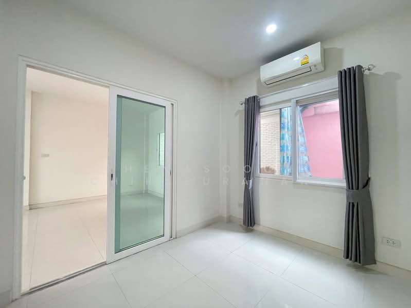 The Passage Ramintra-Khubon, Bangkok, Khubon Road, Bang Chun, Khlong Sam Wa, Bangkok, 4 Bedrooms, 120 sqm, Townhouse For Rent, by Khemasooch Chiraburanan, 500306776 - DDproperty.com