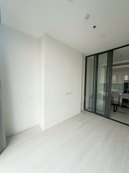 Mazarine Ratchayothin, Bangkok, Soi Phahonyothin 30, Phahonyothin Road, Chan Kasem, Chatuchak, Bangkok, 1 Bedroom, 42 sqm, Condo For Rent, by Nop Satjavitvisarn, 500306798 - DDproperty.com