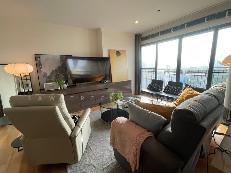 Noble Solo, Bangkok, 988 Thong Lo, Khlong Tan Nua, Watthana, Bangkok, 2 Bedrooms, 102 sqm, Condo For Sale, by Sawitree Simmalee, 500306844 - DDproperty.com
