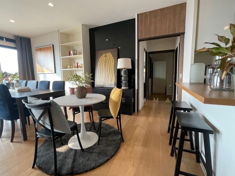 Noble Solo, Bangkok, 988 Thong Lo, Khlong Tan Nua, Watthana, Bangkok, 2 Bedrooms, 102 sqm, Condo For Sale, by Sawitree Simmalee, 500306844 - DDproperty.com