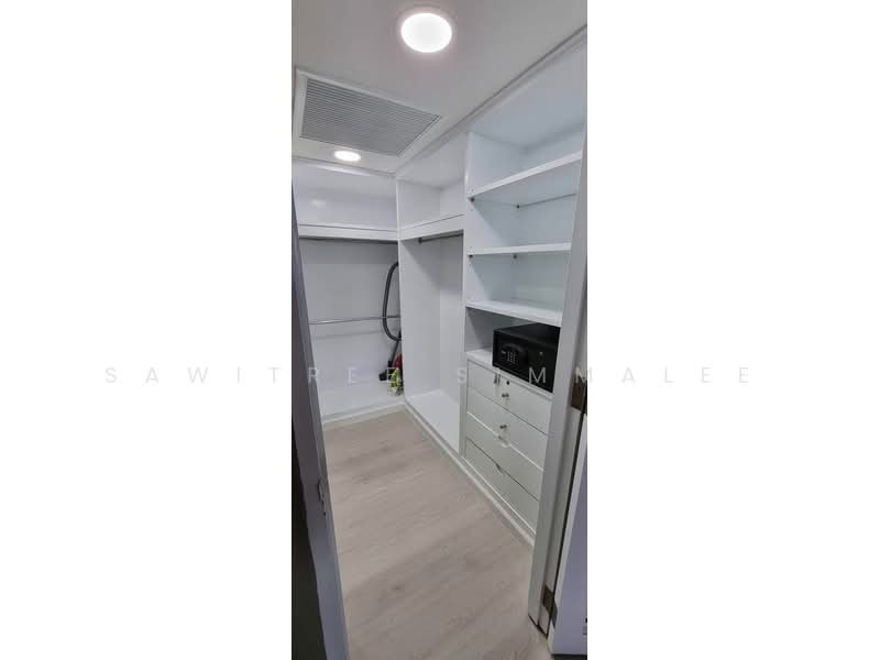 Omni Tower Sukhumvit Nana, Bangkok, 69 Sukhumvit 4 Alley, Khlong Toei, Bangkok, 1 Bedroom, 67 sqm, Condo For Rent, by Sawitree Simmalee, 500306980 - DDproperty.com