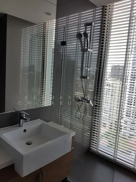 Noble Revo Silom, Bangkok, 88 Soi Surasak Surasak Road, Silom, Bang Rak, Bangkok, 1 Bedroom, 34 sqm, Condo For Rent, by Khemasooch Chiraburanan, 500306983 - DDproperty.com