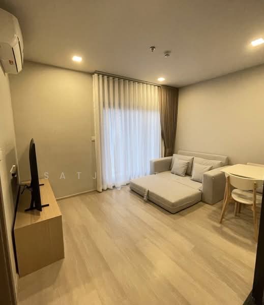 Life Phahon-Ladprao, Bangkok, 996 Phahonyothin Road, Jom Phon, Chatuchak, Bangkok, 1 Bedroom, 35 sqm, Condo For Rent, by Nop Satjavitvisarn, 500307045 - DDproperty.com
