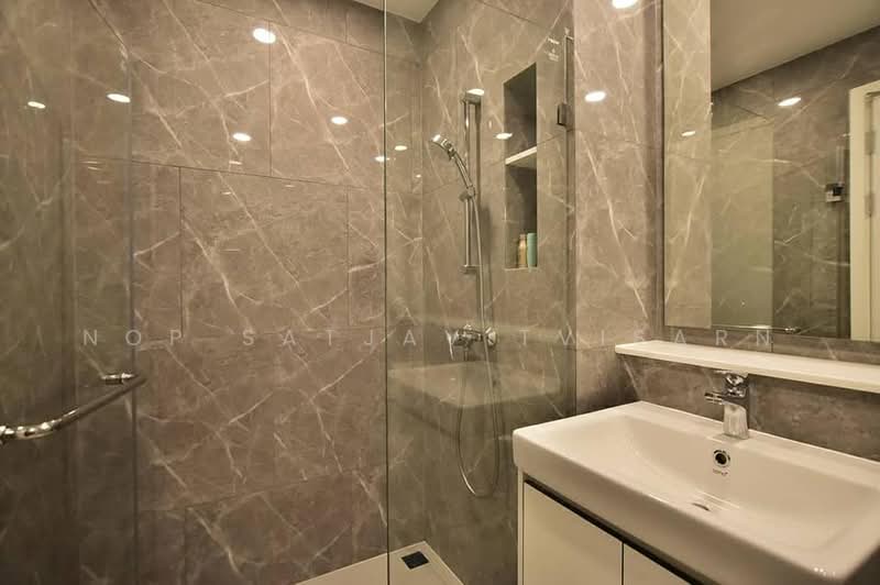 Mazarine Ratchayothin, Bangkok, Soi Phahonyothin 30, Phahonyothin Road, Chan Kasem, Chatuchak, Bangkok, 1 Bedroom, 26 sqm, Condo For Rent, by Nop Satjavitvisarn, 500307064 - DDproperty.com