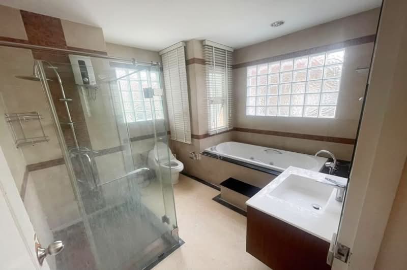 Grand Bangkok Boulevard Ratchada - Ramintra, Bangkok, Soi Ratchada, Ram Inthra, Khan Na Yao, Bangkok, 5 Bedrooms, 300 sqm, Single Detached House For Sale, by คุณบี, 500307077 - DDproperty.com