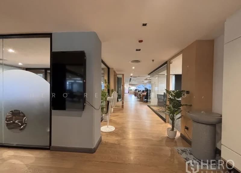 For Rent Office Space 845 sqm in Bang Rak, Bangkok near BTS Chong Nonsi HRE00754, Bangkok, Silom, Bang Rak, Bangkok, , 845 sqm, Office Space For Rent, by Hero Realtor Co., Ltd., 500307126 - DDproperty.com