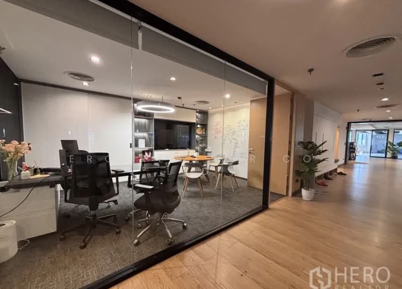 For Rent Office Space 845 sqm in Bang Rak, Bangkok near BTS Chong Nonsi HRE00754, Bangkok, Silom, Bang Rak, Bangkok, , 845 sqm, Office Space For Rent, by Hero Realtor Co., Ltd., 500307126 - DDproperty.com