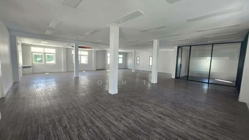 พื้นที่ให้เช่า สีลม สาทร : Space for rent in Silom and Sathorn., กรุงเทพ, สีลม, บางรัก, กรุงเทพ, 80 ตร.ม., พื้นที่ขายของ ให้เช่า, โดย TOAH T., 500307130 - DDproperty.com