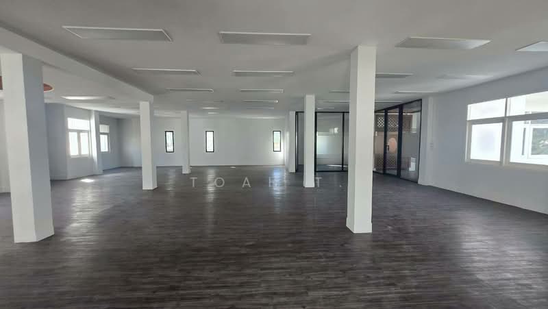 พื้นที่ให้เช่า สีลม สาทร : Space for rent in Silom and Sathorn, Bangkok, Silom, Bang Rak, Bangkok, , 80 sqm, Retail Space For Rent, by TOAH T., 500307130 - DDproperty.com