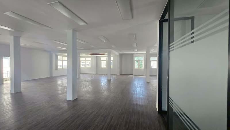 พื้นที่ให้เช่า สีลม สาทร : Space for rent in Silom and Sathorn, Bangkok, Silom, Bang Rak, Bangkok, , 80 sqm, Retail Space For Rent, by TOAH T., 500307130 - DDproperty.com