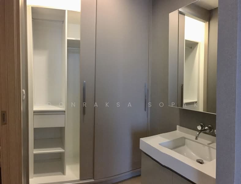 Siri At Sukhumvit, Bangkok, 902 Sukhumvit Road, Phra Kanong, Khlong Toei, Bangkok, 2 Bedrooms, 70 sqm, Condo For Rent, by Boonraksa Sopak, 500307185 - DDproperty.com