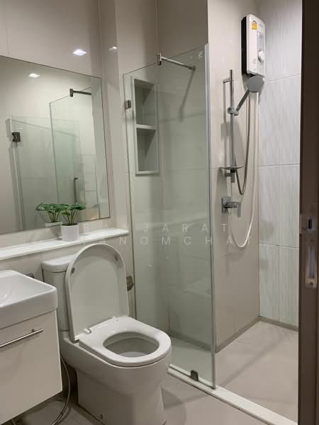Life Asoke Hype, Bangkok, 339 Chaturathit Rd, Makkasan, Ratchathewi, Bangkok, 1 Bedroom, 32 sqm, Condo For Rent, by Banjarat Thanomchat, 500307224 - DDproperty.com