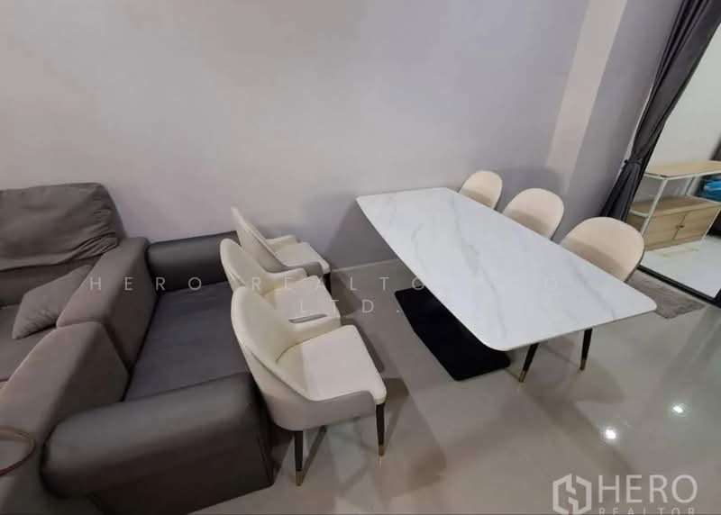 Baan Klang Muang Ladprao 101 Station, Bangkok, Soi Ladprao 101 Yeak 42, Khlong Chan, Bang Kapi, Bangkok, 4 Bedrooms, 200 sqm, Single Detached House For Rent, by Hero Realtor Co., Ltd., 500307261 - DDproperty.com