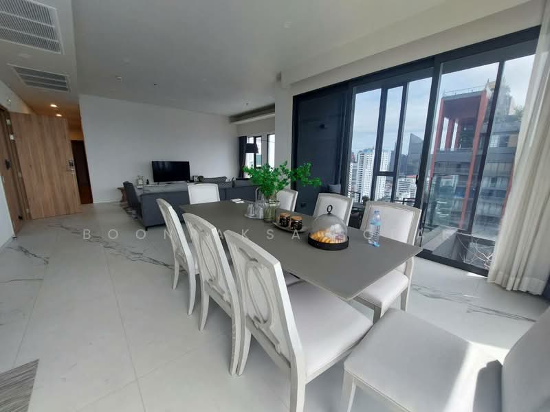 Siamese Exclusive Sukhumvit 31, Bangkok, 75 Soi Sukhumvit 31, Khlong Tan Nua, Watthana, Bangkok, 3 Bedrooms, 220 sqm, Condo For Rent, by Boonraksa Sopak, 500307282 - DDproperty.com