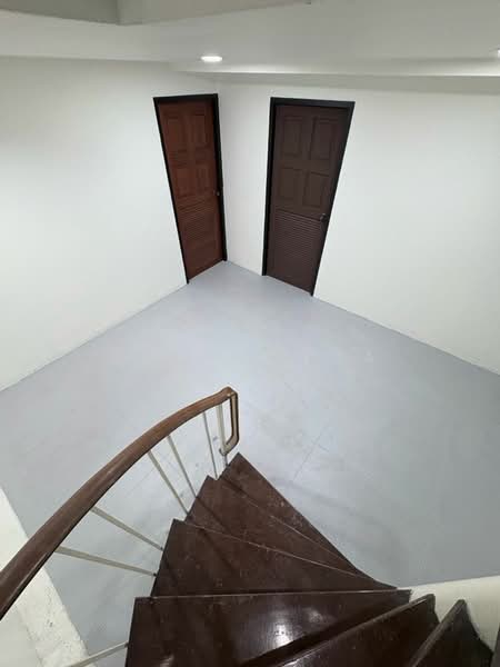 4-BR Townhouse, Bangkok, Rong Muang, Pathum Wan, Bangkok, 4 Bedrooms, 1,000 sqm, Townhouse For Rent, by Boonraksa Sopak, 500307293 - DDproperty.com