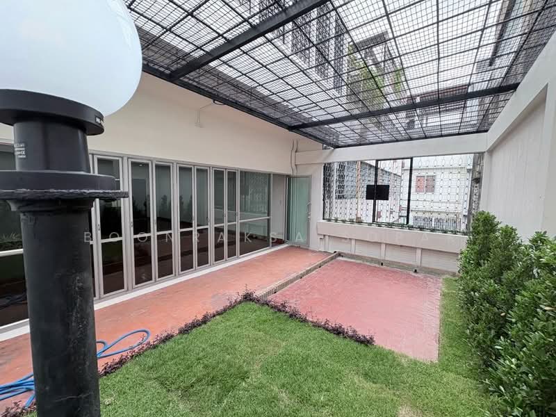 4-BR Townhouse, Bangkok, Rong Muang, Pathum Wan, Bangkok, 4 Bedrooms, 1,000 sqm, Townhouse For Rent, by Boonraksa Sopak, 500307293 - DDproperty.com