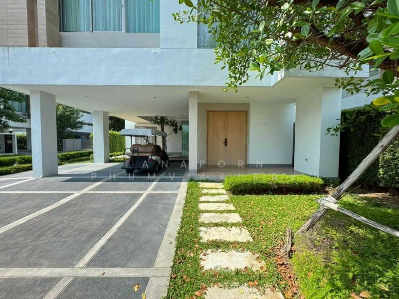 Nirvana Beyond Rama 9-Krungthep Kreetha, Bangkok, Soi Krungthep Kreetha 37, Si Nakharin-Rom Klao Road, Saphan Sung, Bangkok, 4 Bedrooms, 396 sqm, Single Detached House For Rent, by Tanaporn Phumvilairak, 500307298 - DDproperty.com