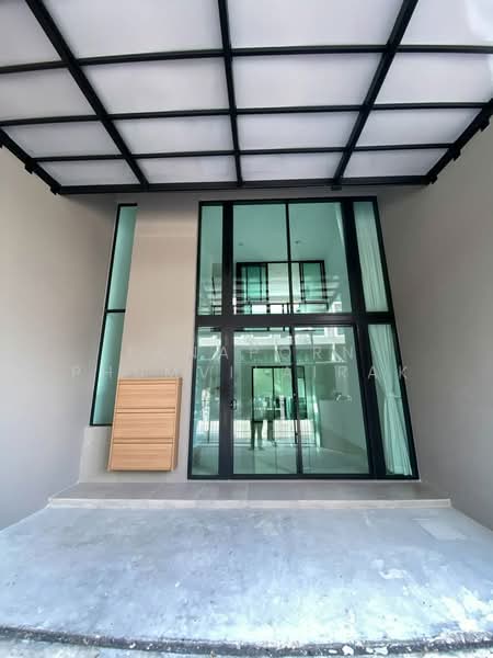 undefined, Bangkok, Dok Mai, Prawet, Bangkok, 3 Bedrooms, 181 sqm, Townhouse For Rent, by Tanaporn Phumvilairak, 500307315 - DDproperty.com