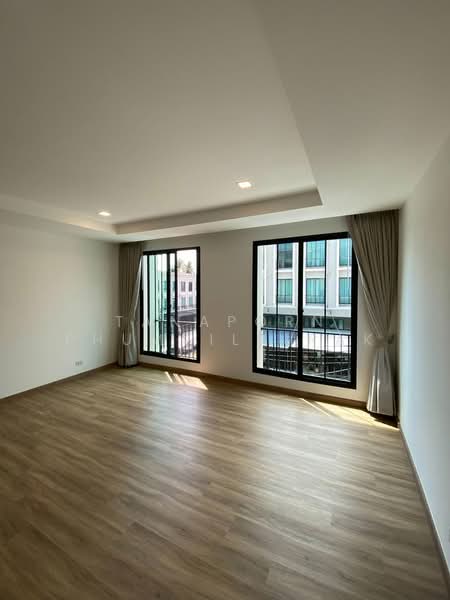 undefined, Bangkok, Dok Mai, Prawet, Bangkok, 3 Bedrooms, 181 sqm, Townhouse For Rent, by Tanaporn Phumvilairak, 500307315 - DDproperty.com