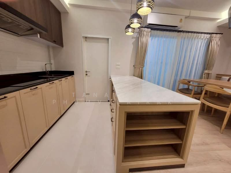 Indy 2 Bangna-Ramkhamhaeng 2, Bangkok, Soi Ramkhamhaeng 2, Dok Mai, Prawet, Bangkok, 4 Bedrooms, 190 sqm, Townhouse For Rent, by Tanaporn Phumvilairak, 500307325 - DDproperty.com