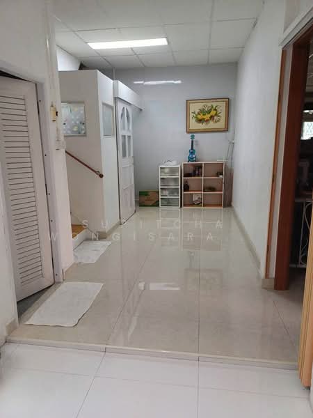 4-BR Townhouse, Bangkok, Nawamin, Bueng Kum, Bangkok, 4 Bedrooms, 325 sqm, Townhouse For Sale, by Supitcha Wongisaraseri, 500307331 - DDproperty.com