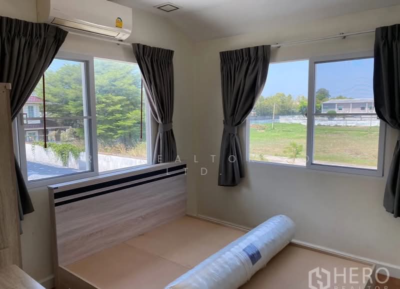 Manthana Onnut–Wongwaen 4, Bangkok, Eastern Ring Road, Prawet, Bangkok, 3 Bedrooms, 136 sqm, Single Detached House For Rent, by Hero Realtor Co., Ltd., 500307385 - DDproperty.com