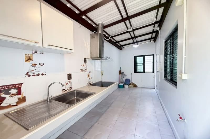 Areeya Como Bangna - Wongwaen, Samut Prakan, Mahachai Road, Bangphli Yai, Bang Plee, Samut Prakan, 3 Bedrooms, 160 sqm, Semi-Detached House (Twin House) For Sale, by คุณนารี, 500307437 - DDproperty.com