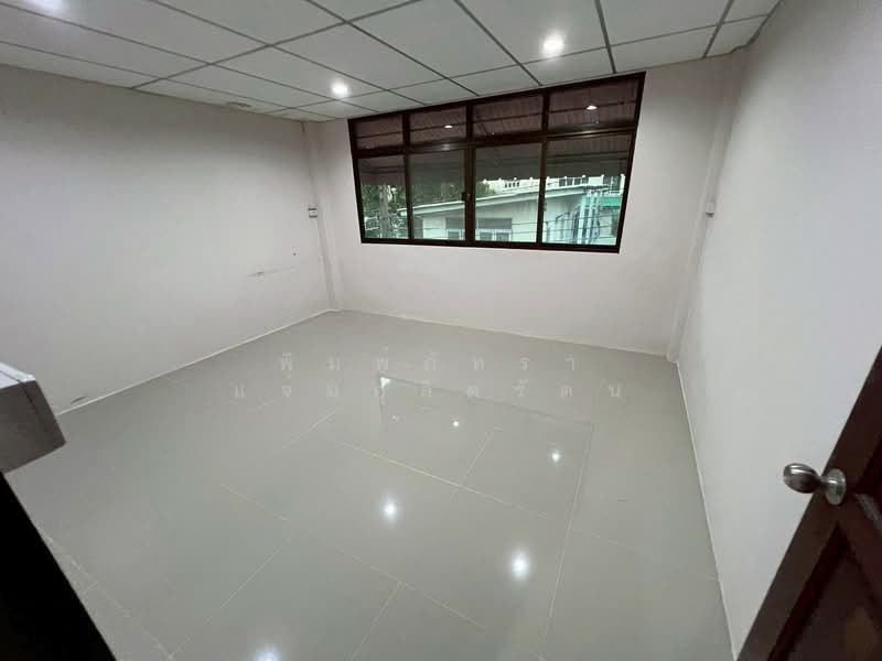 ทาวน์เฮ้าส์ อ่อนนุช20, Bangkok, On Nut, Suan Luang, Bangkok, , 200 sqm, Shophouse For Rent, by พิมพ์ภัทรา แจ่มอุลิตรัตน, 500307457 - DDproperty.com