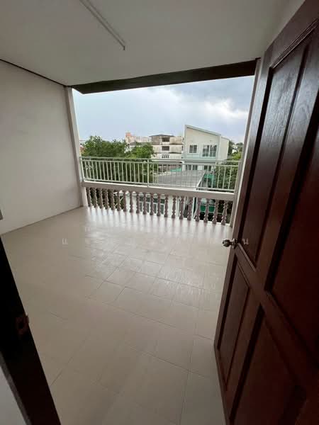 ทาวน์เฮ้าส์ อ่อนนุช20, Bangkok, On Nut, Suan Luang, Bangkok, , 200 sqm, Shophouse For Rent, by พิมพ์ภัทรา แจ่มอุลิตรัตน, 500307457 - DDproperty.com