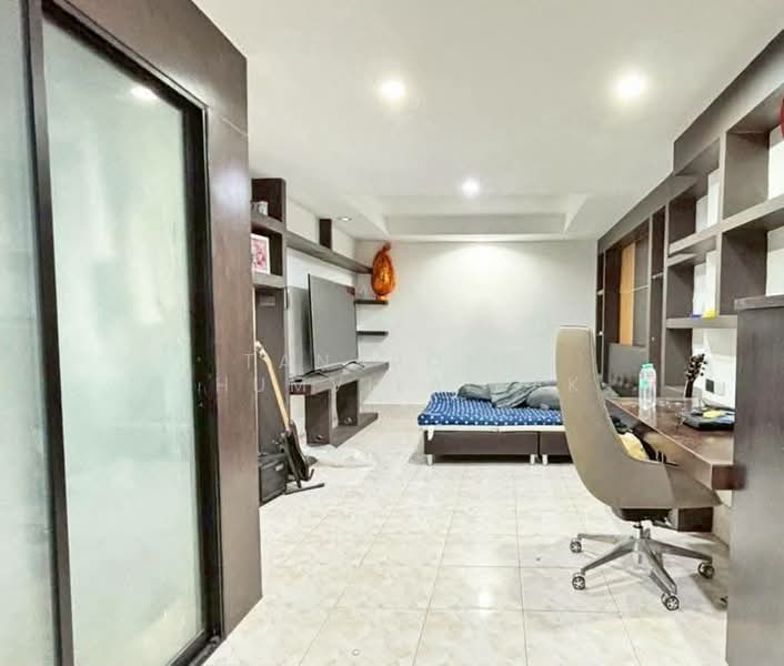 5-BR House, Bangkok, Nong Bon, Prawet, Bangkok, 5 Bedrooms, 136 sqm, Single Detached House For Sale, by Tanaporn Phumvilairak, 500307496 - DDproperty.com