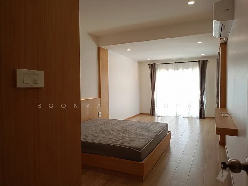 2-BR Townhouse, Bangkok, Bang Chak, Phra Khanong, Bangkok, 2 Bedrooms, 93 sqm, Townhouse For Rent, by Boonraksa Sopak, 500307507 - DDproperty.com