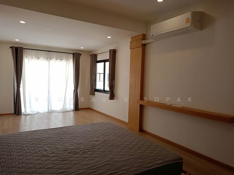 2-BR Townhouse, Bangkok, Bang Chak, Phra Khanong, Bangkok, 2 Bedrooms, 93 sqm, Townhouse For Rent, by Boonraksa Sopak, 500307507 - DDproperty.com
