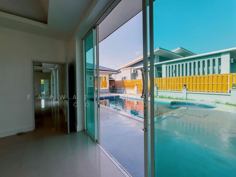Luxury 4-Bedroom Pool Villa for Sale in Phuket Near Bang Tao Beach, Phuket, Sri Sunthon, Thalang, Phuket, 4 Bedrooms, 280 sqm, Villa For Sale, by Fazwaz (Thailand) Co., Ltd., 500307530 - DDproperty.com